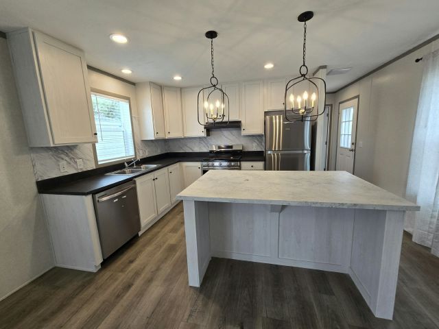 Building Photo - 363 Brutus Dr
