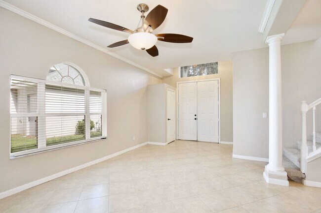 Foto del edificio - 15601 Bay Vista Dr