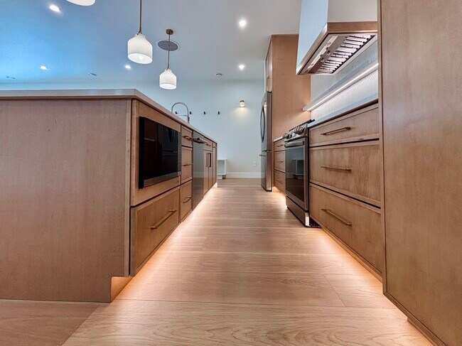 Foto del edificio - 2157 Ash St