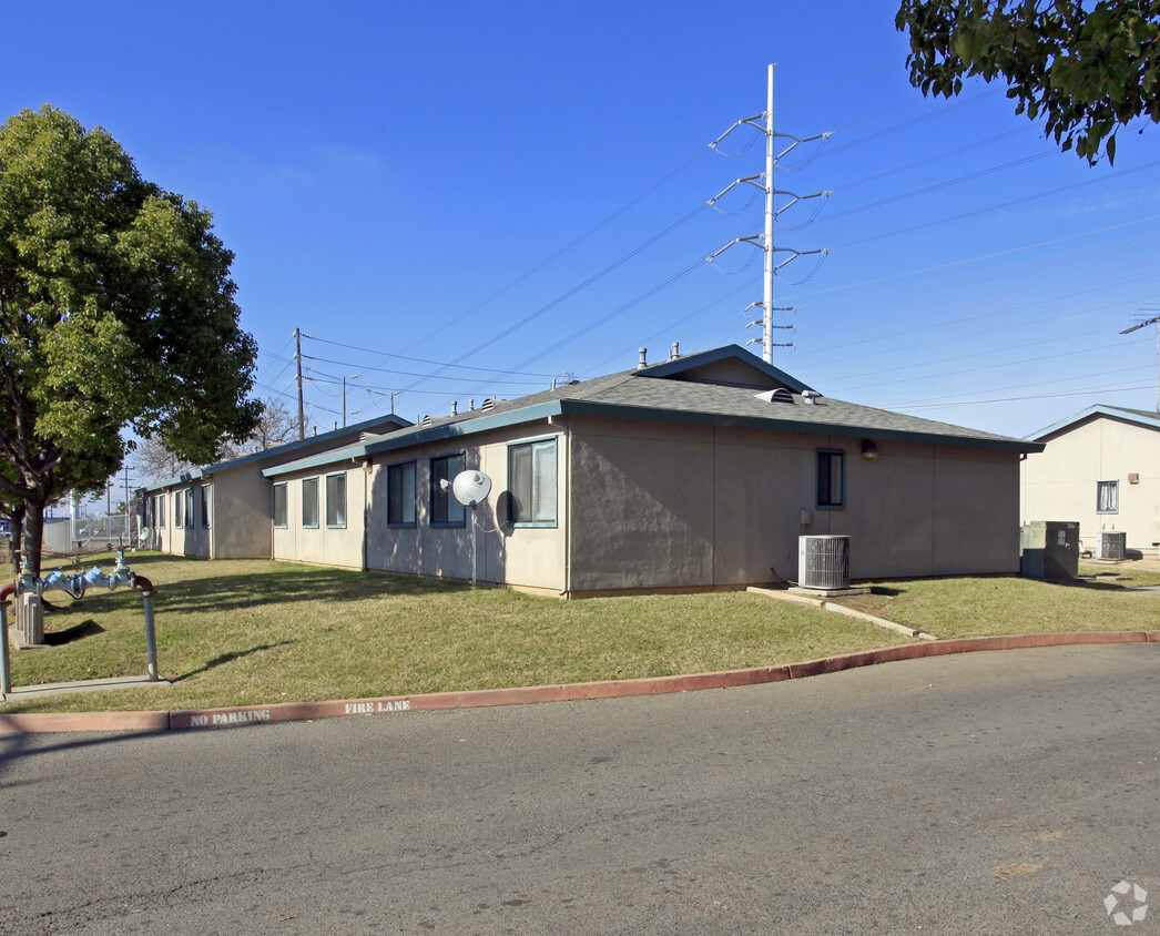 Building Photo - Martin Luther King Jr. Village