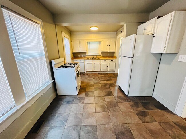 Foto del edificio - Updated 1BD 1BA Duplex in Mesta Park!