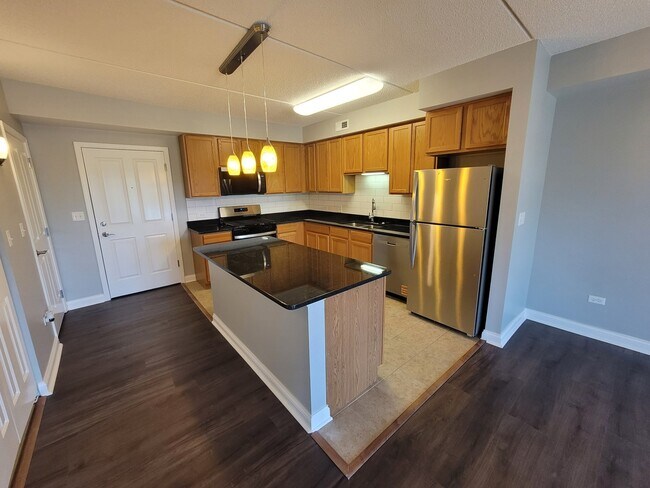 Foto del edificio - 3420 N Old Arlington Heights Rd