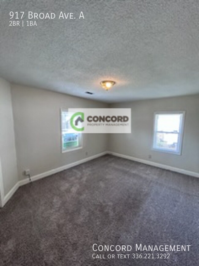 Building Photo - 917 Broad Ave Apt. A/Concordmgmt.com 336-2...