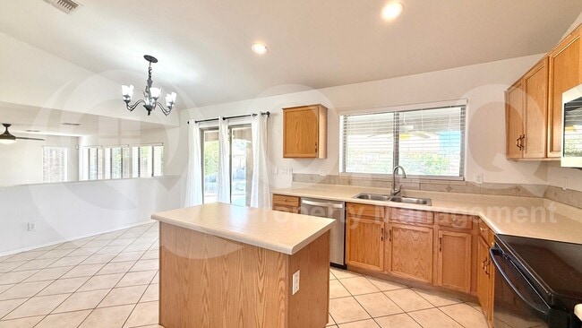 Building Photo - 1168 S Park Grove Ct