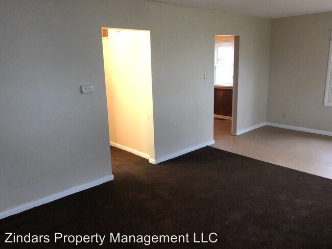 Building Photo - 1404 Lape St