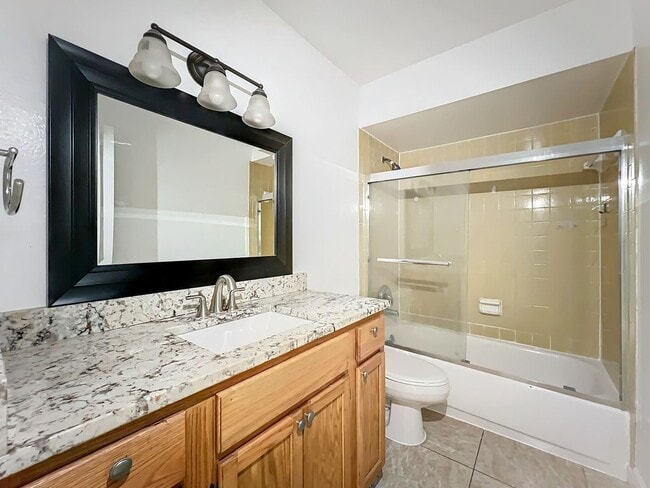 Foto del edificio - 163 Springwood Cir