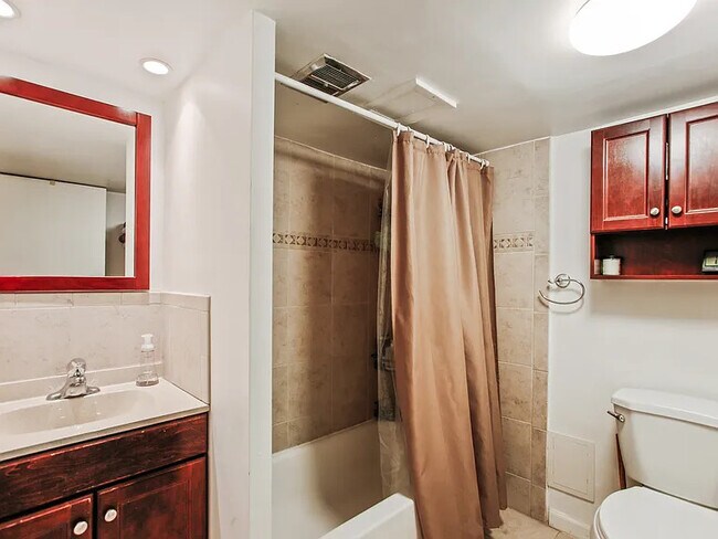 Foto del edificio - 2609 11th St NW