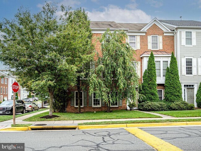 Foto del edificio - 2501 Bronze Stone Pl