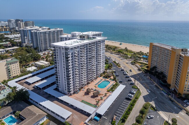 Foto del edificio - 405 N Ocean Blvd