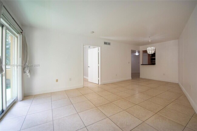 Foto del edificio - 4147 Stirling Rd