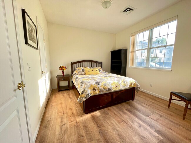 Foto del edificio - Plaza East