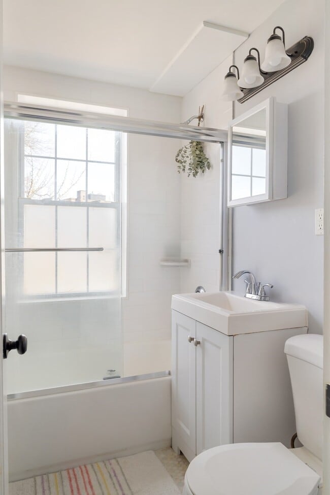 Photo - 90 Kilsyth Rd Townhome