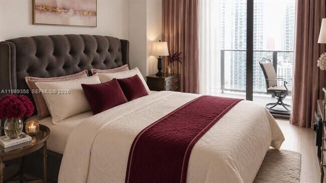 Foto del edificio - 45 SW 9th St