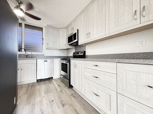 Foto del edificio - Pet Friendly Kailua Condo with A/C