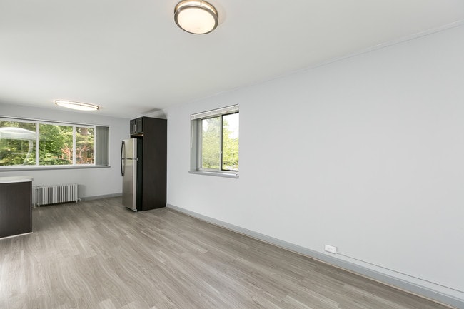 Foto del edificio - Greenbelt Properties