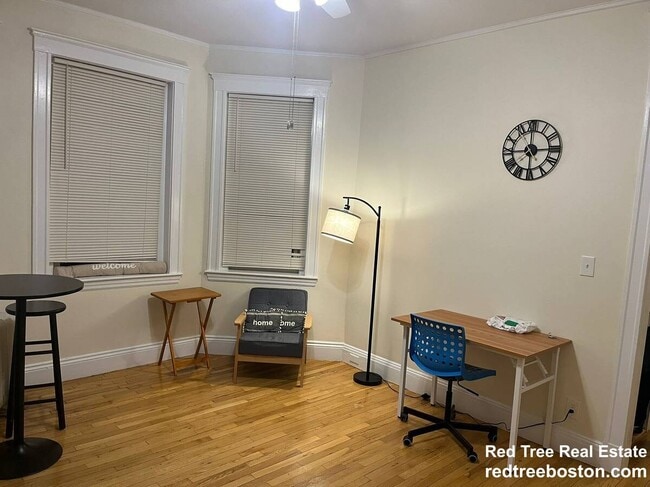 Foto del edificio - 319 Allston St