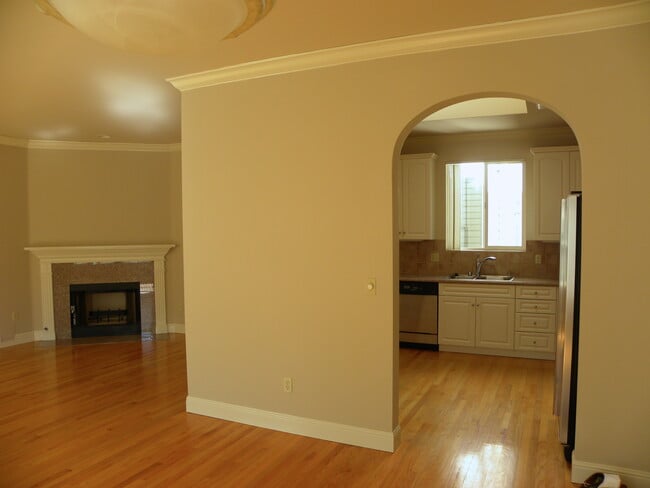 Dining Room to Kitchen - 424 Anza St