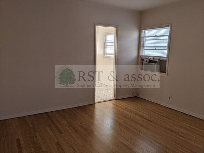 Building Photo - 455 Midvale Ave