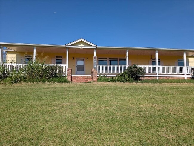 Building Photo - 13908 Kelly Dr