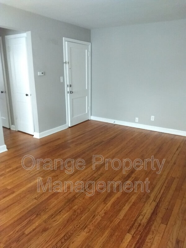 Building Photo - 824 N 46th St