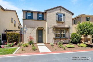 Building Photo - 105 Lusitano Way