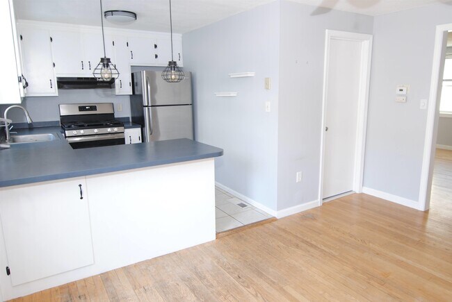 Building Photo - 39 Bluestone Dr