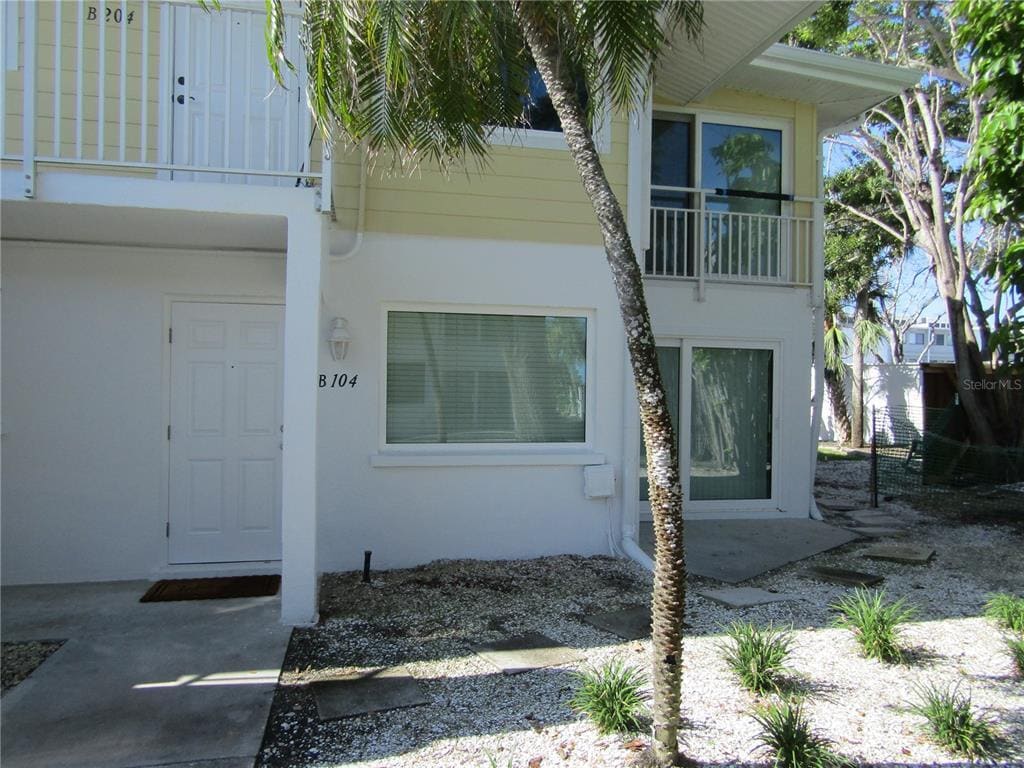 Primary Photo - 999 Inlet Cir