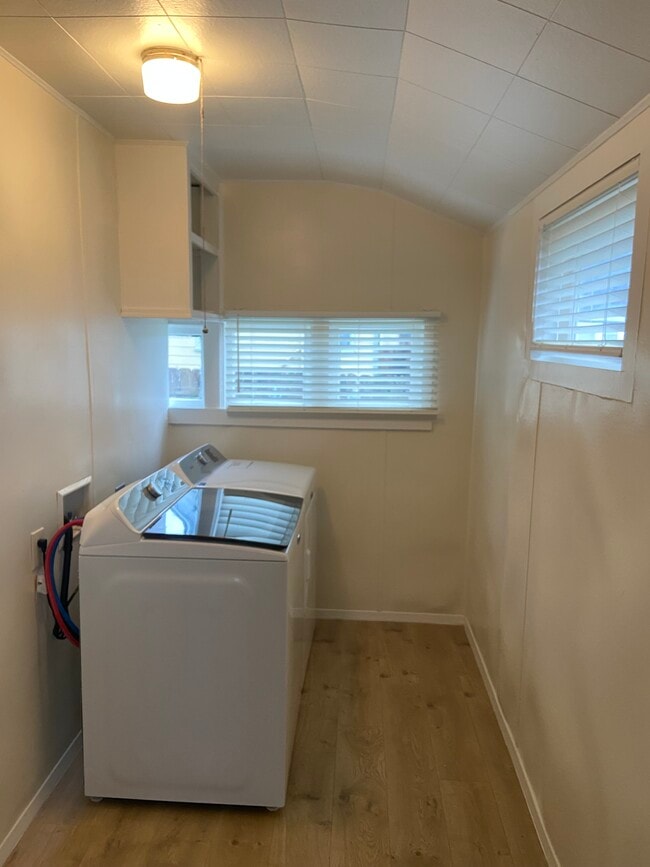 Foto del edificio - 1237 West Ave