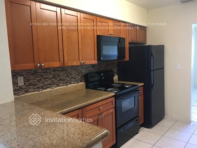 Foto del edificio - 1120 NE 160th St