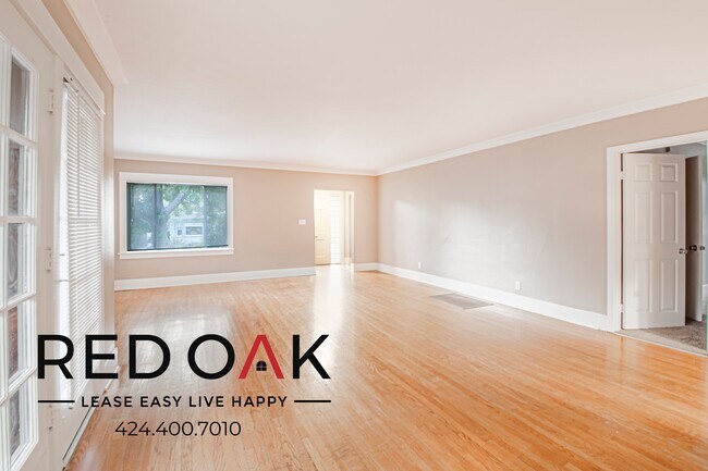 Building Photo - 220 Mira Mar Ave