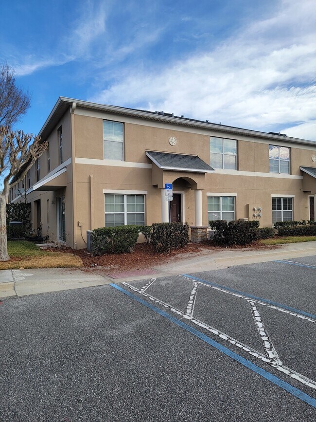 Foto del edificio - 391 Carina Cir