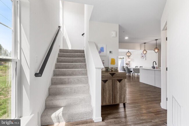 Foto del edificio - 314 Hayward Ct