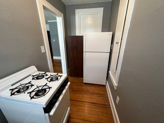 Foto del edificio - Studio Bed/1 Bath - Unit 9