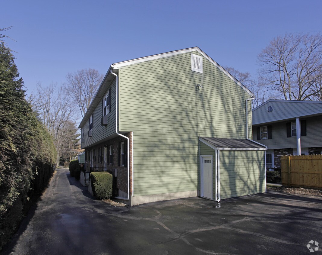 Building Photo - 59 Maple Tree Ave