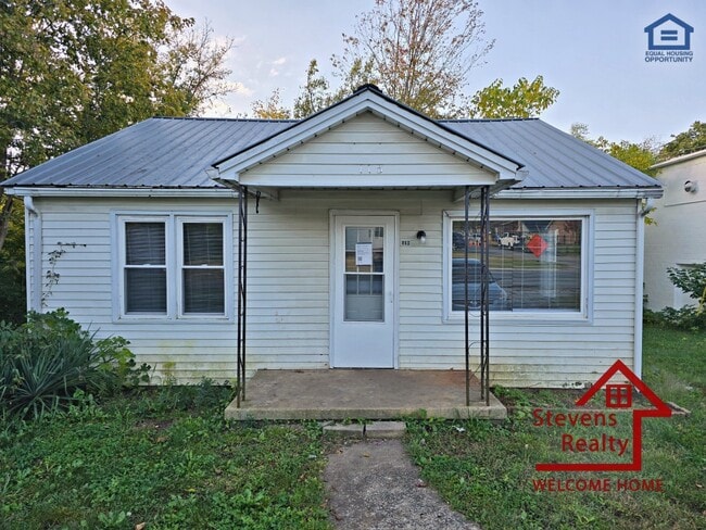 Building Photo - 115 E Jere Whitson Rd