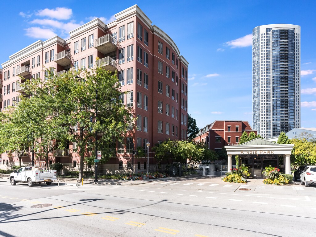 Foto principal - 400 N Clinton St