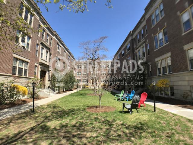 Foto principal - 2 bedroom in Brookline MA 02446