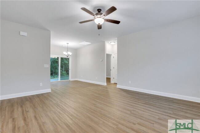 Building Photo - 124 Smithfield Dr