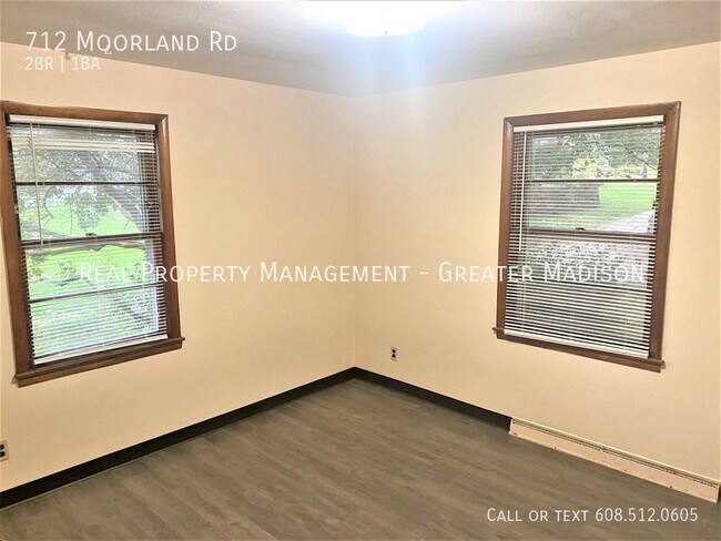 Foto del edificio - Perfect 2 bedroom duplex with great access...