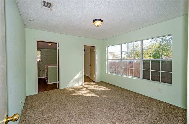 Building Photo - 1322 N Powell Pkwy