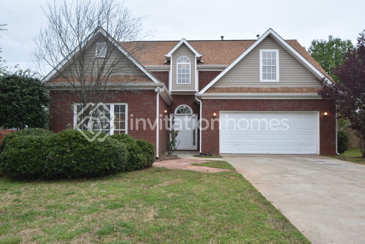 Primary Photo - 105 Whiddon Dr