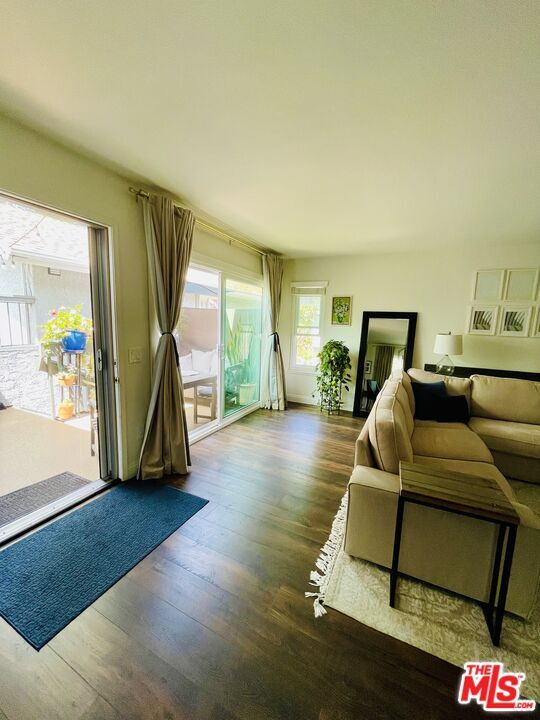 Foto del edificio - 9534 Bickley Dr