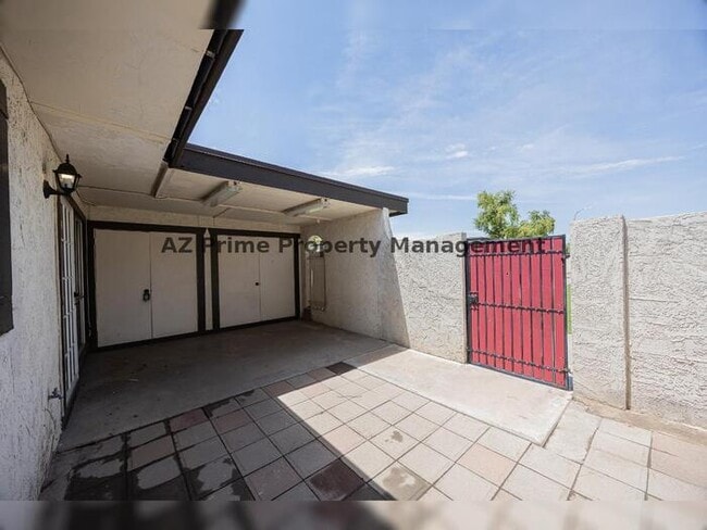 Foto del edificio - 720 S Dobson Rd