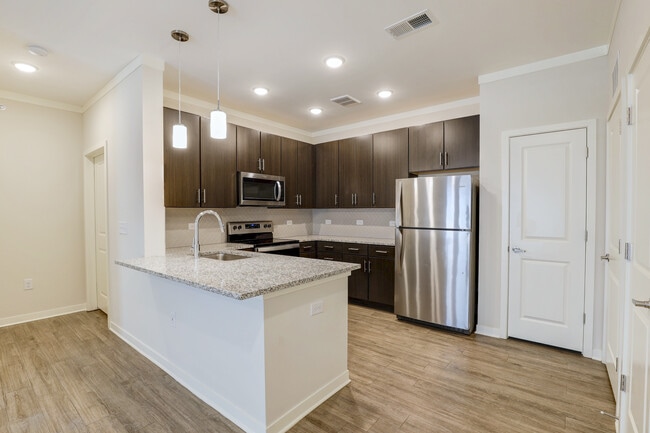 ZENITH 1 BR | 1 BA Kitchen - The Reserve at Cool Springs