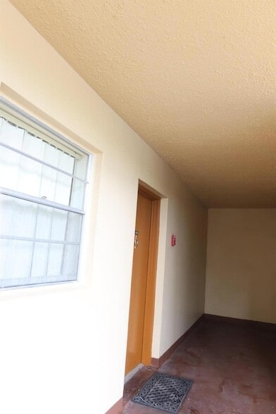 Foto del edificio - 319 NE 14th Ave