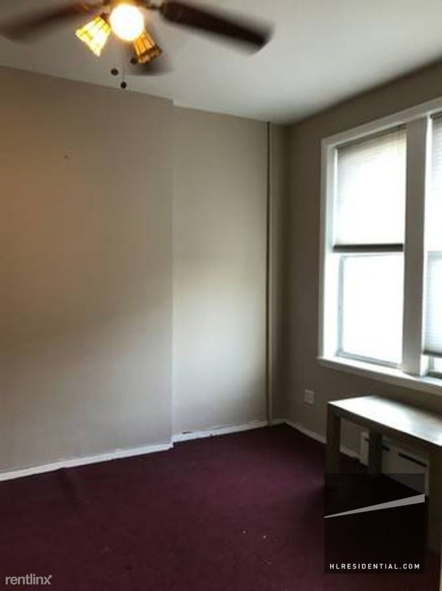 Building Photo - 4211 Broadway