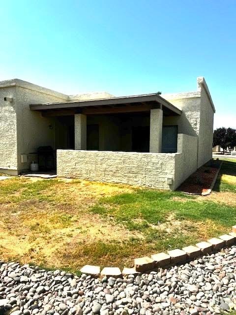 Privately enclosed shady dining patio - 607 S 79th Way