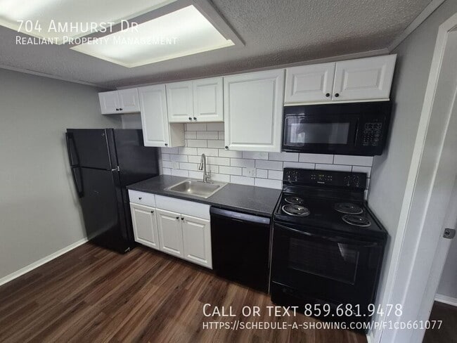 Photo - 704 Amhurst Dr Apartment