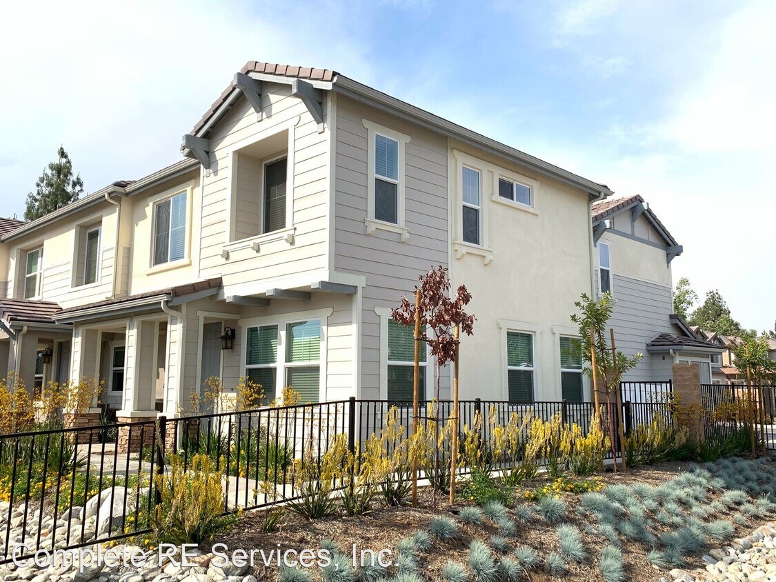 Primary Photo - 3 br, 2.5 bath House - 7897 Marbil Lane