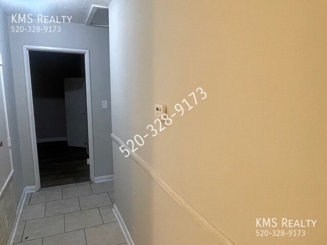 Foto del edificio - 215 Southbrook Dr